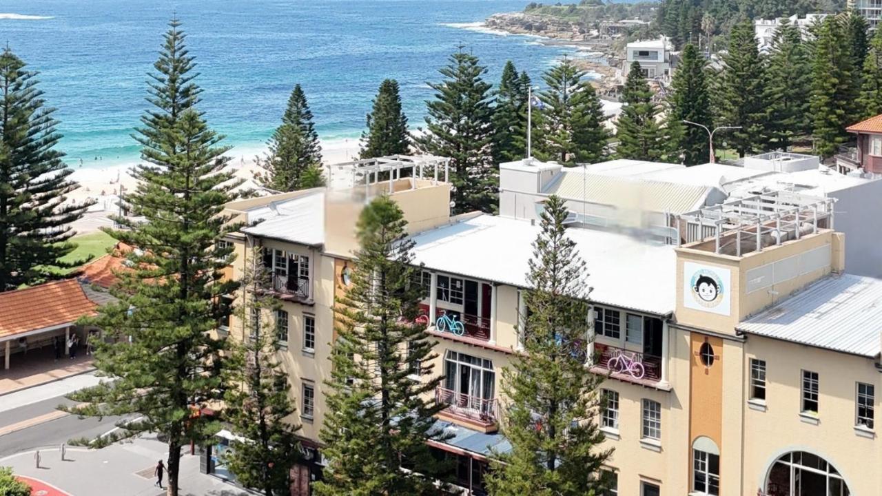 Image: Mad Monkey Hostel Coogee Beach