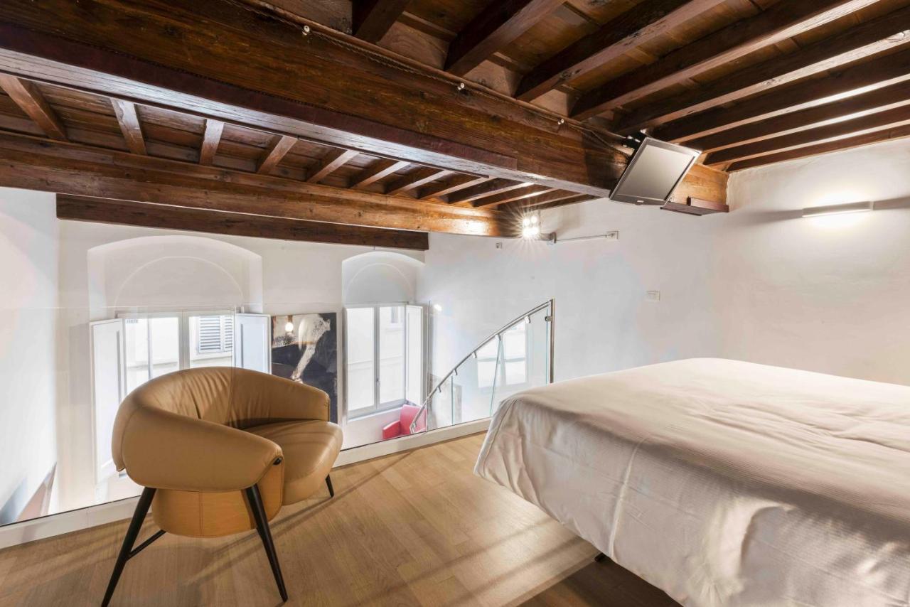 appartamento palazzo bardi apartments n 1 - 2