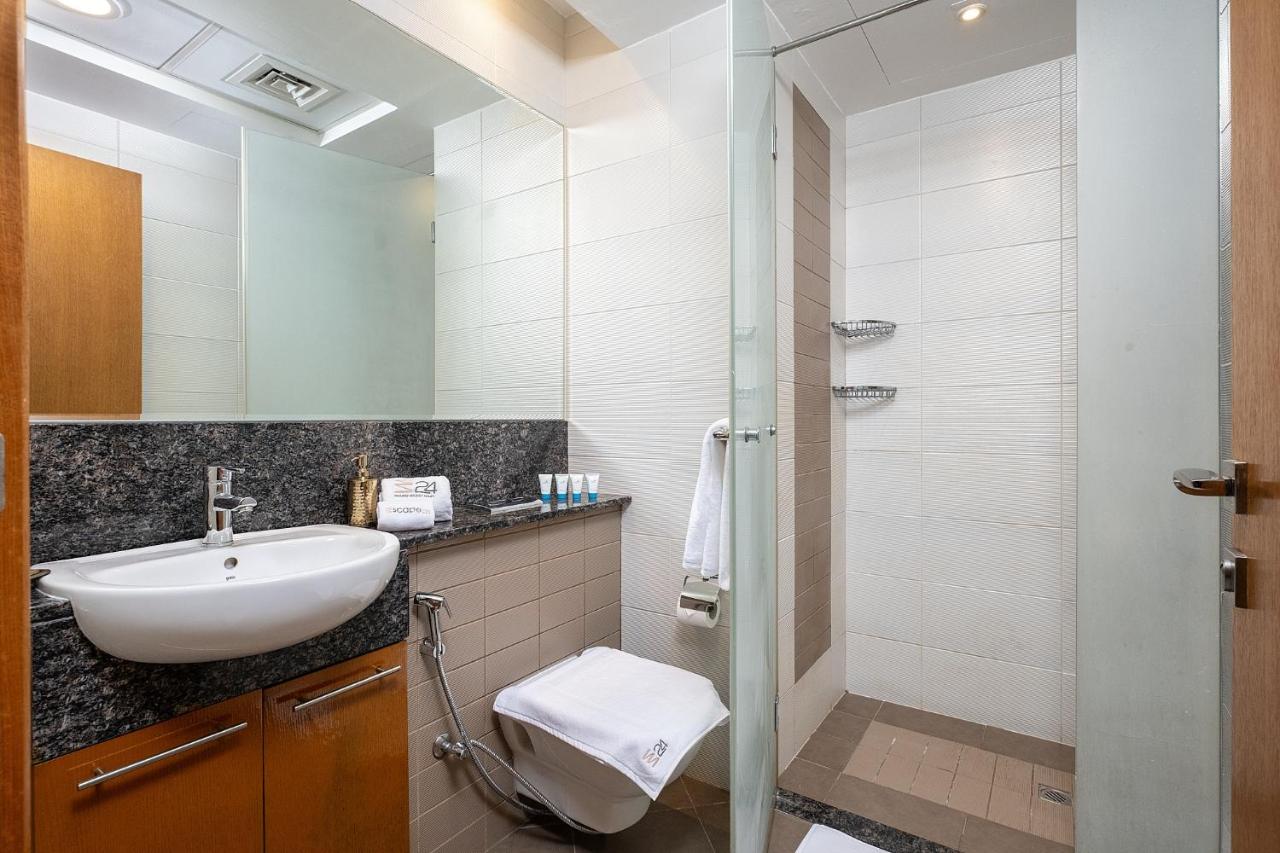 Escape24 Spacious Studio with Balcony near Dubai Mall - 3