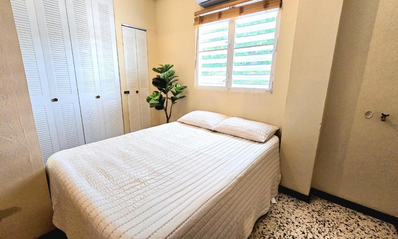 Jayuya Cozy Aparment with Wi-Fi, Free Parking and AC - 4