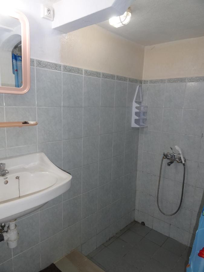 Son House Studio - 3