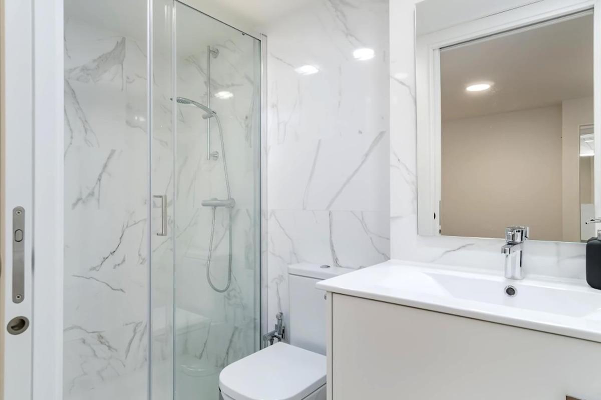 Camoes Central Lisbon Apartment - 2