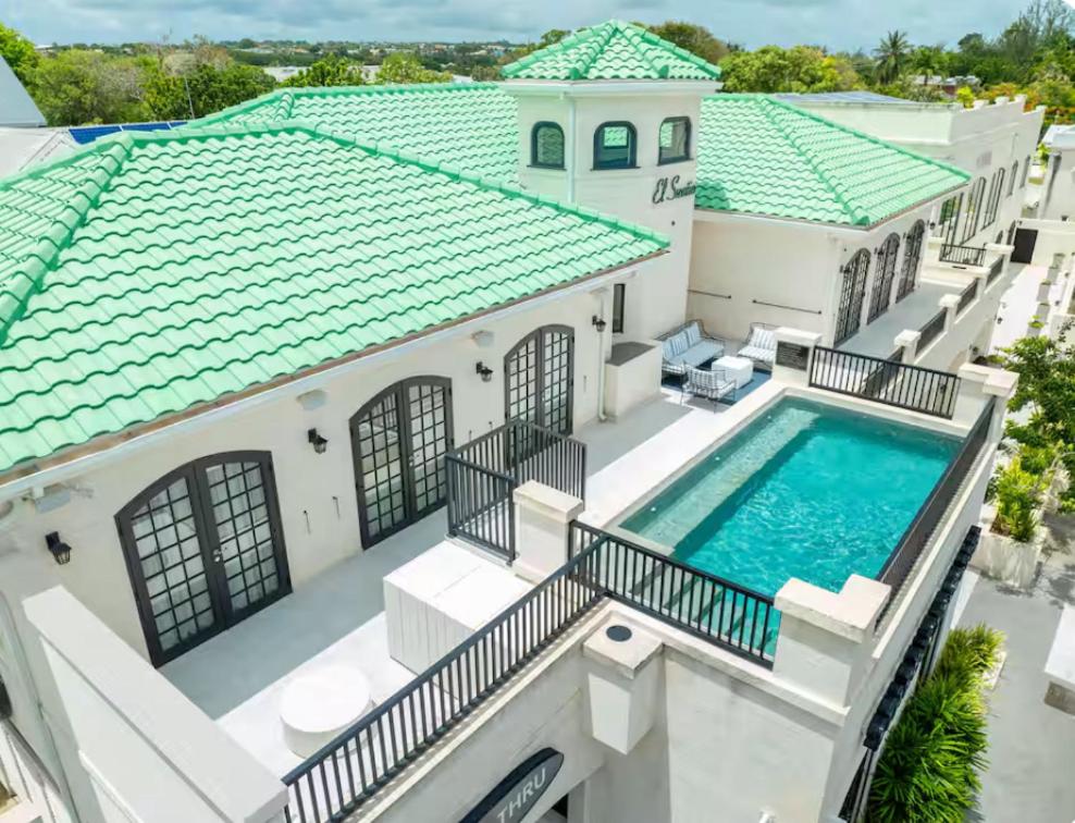 Luxury Oceanview Penthouses with a Rooftop Pool - 4
