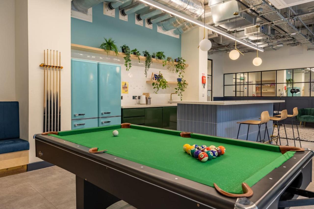 For Students Only - Great Court in London - 5