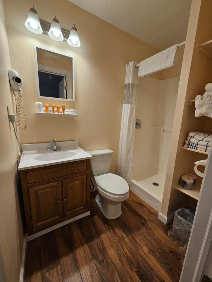 Captain's Inn and Suites — photo 13