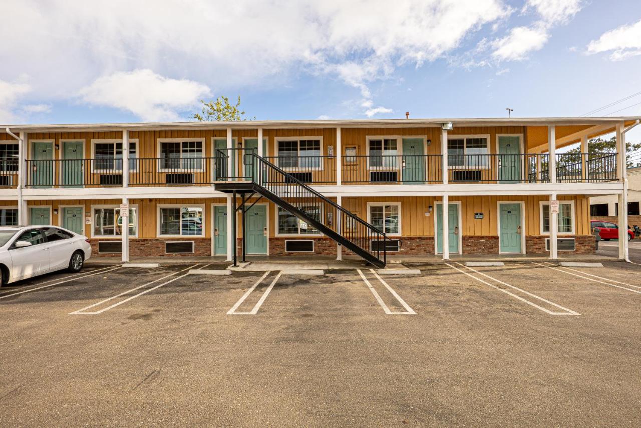 Broadway Motel — photo 13