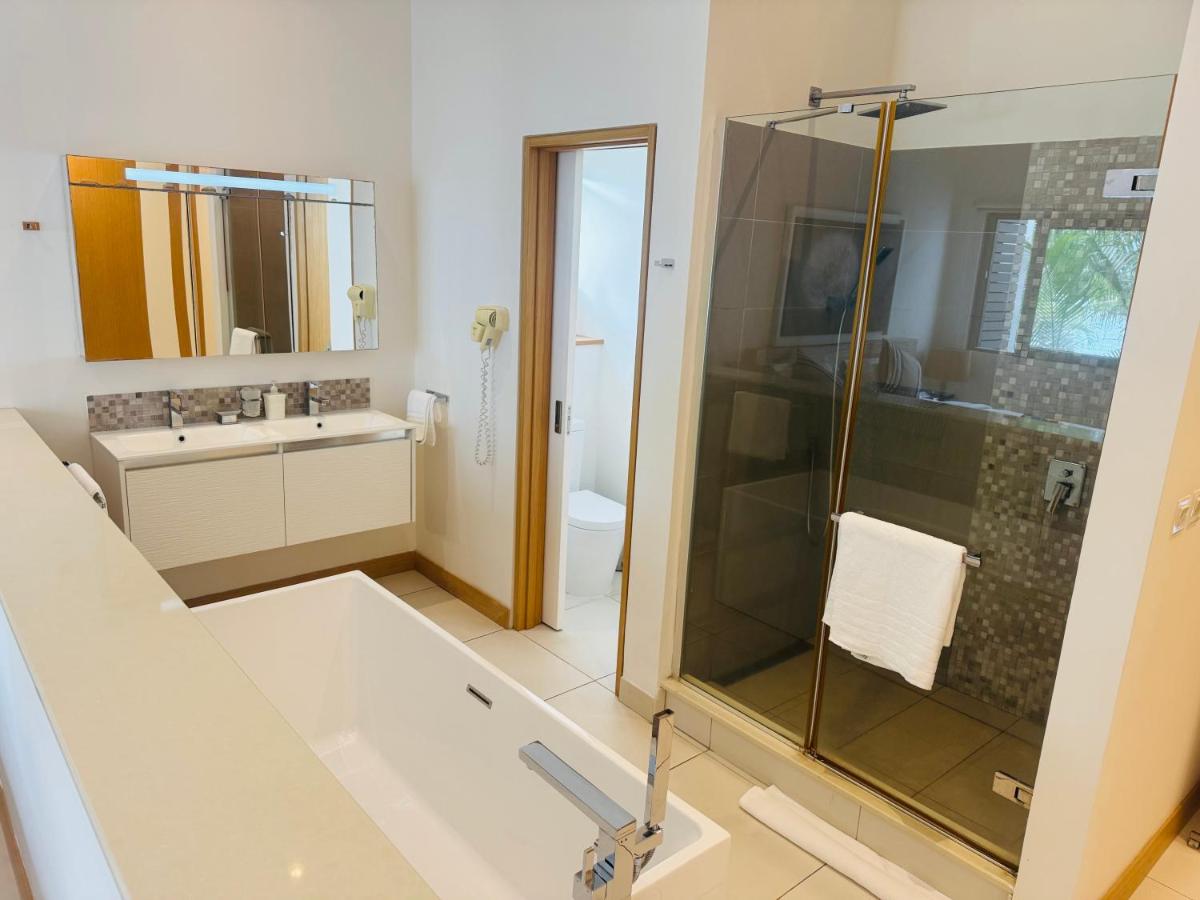 Latitude Luxury Seafront Apt - 3