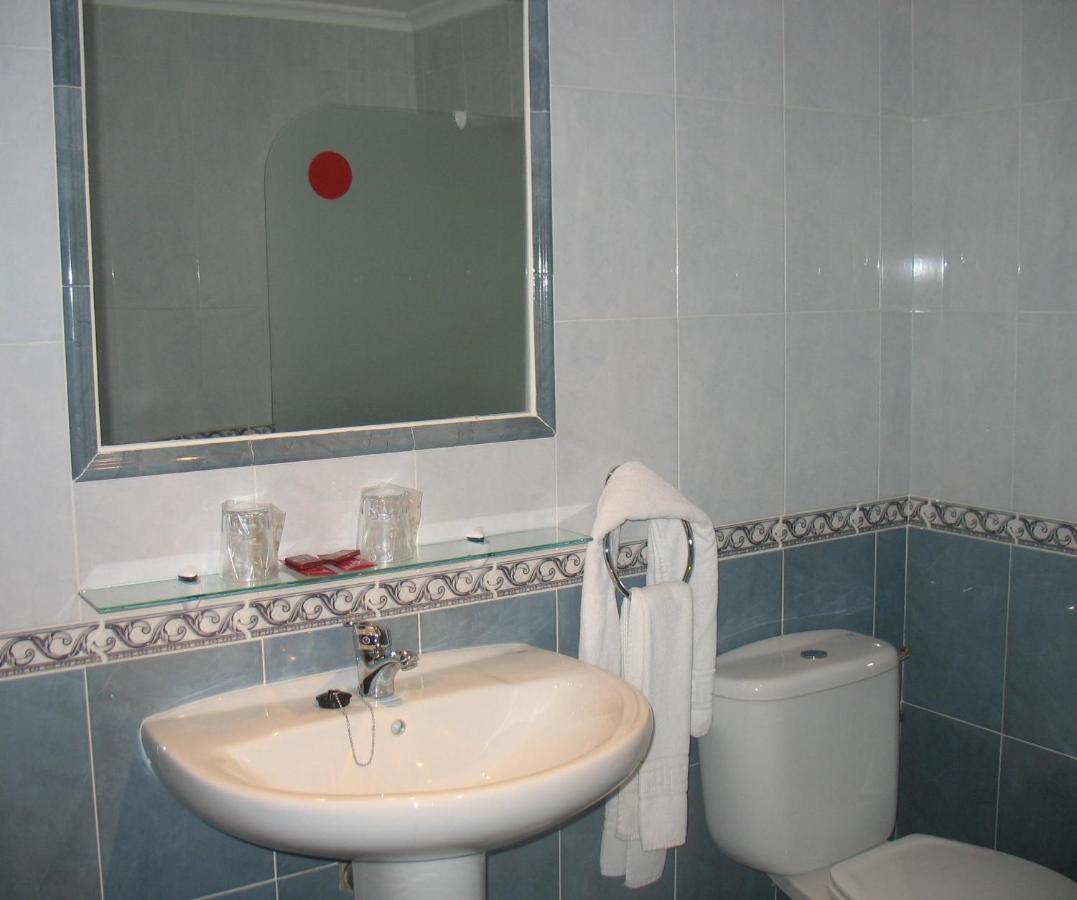 Hotel Reyes De León, Santa María del Páramo – Updated 2022 Prices