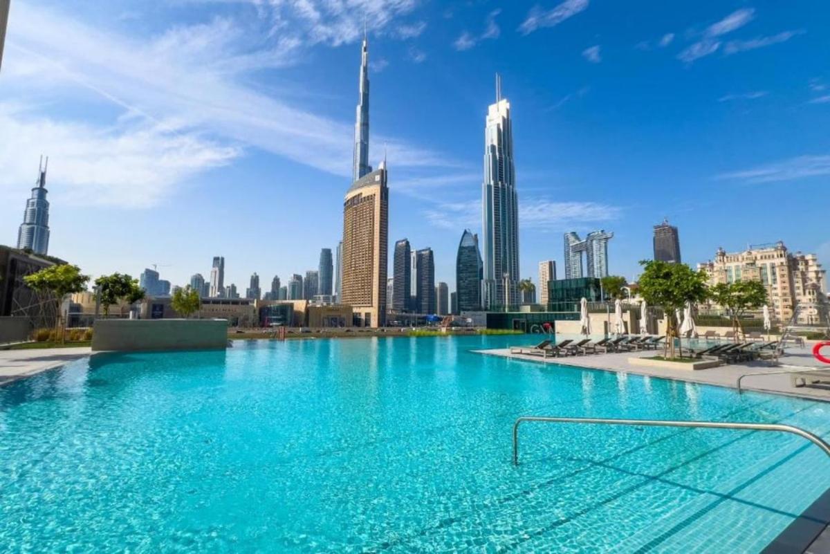 Vibrant Luxe Burj Khalifa Views-Dubai Mall Access by Maxx Value Homes - 4