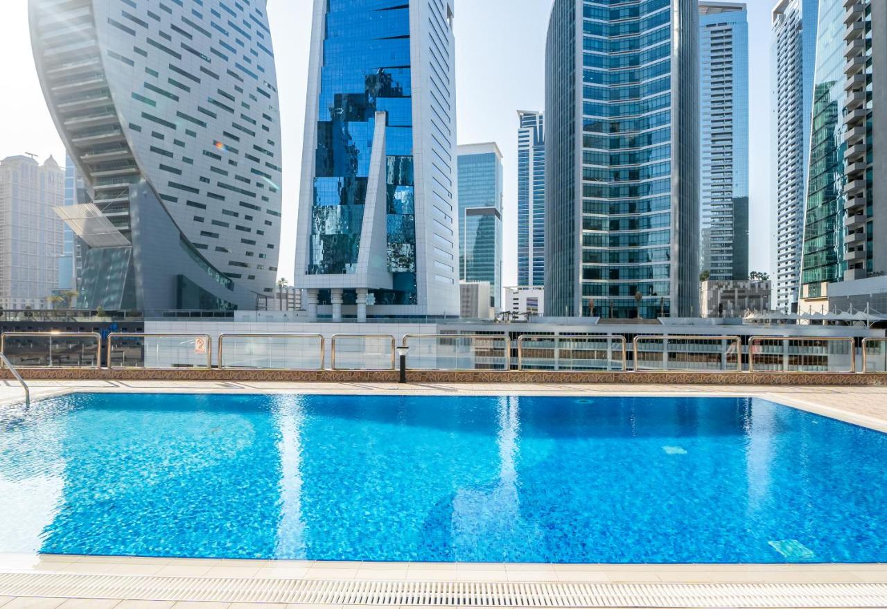 Lavish 1 bedroom - 4