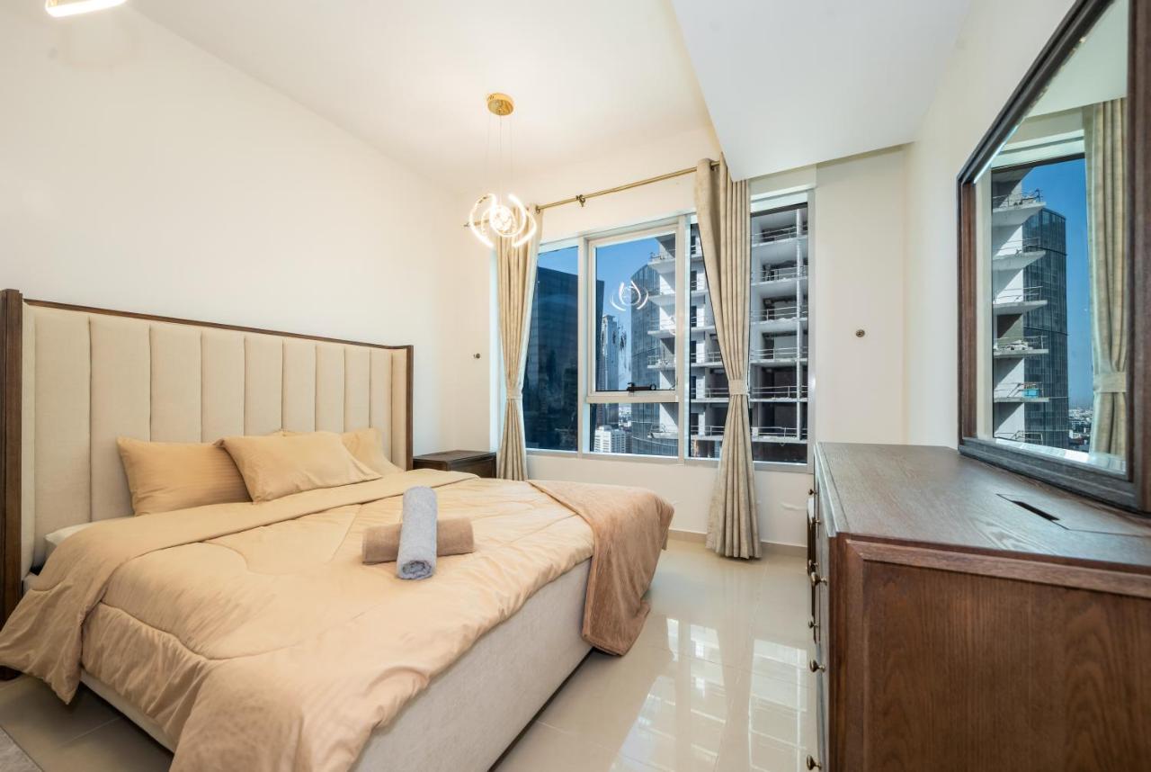 Lavish 1 bedroom - 2