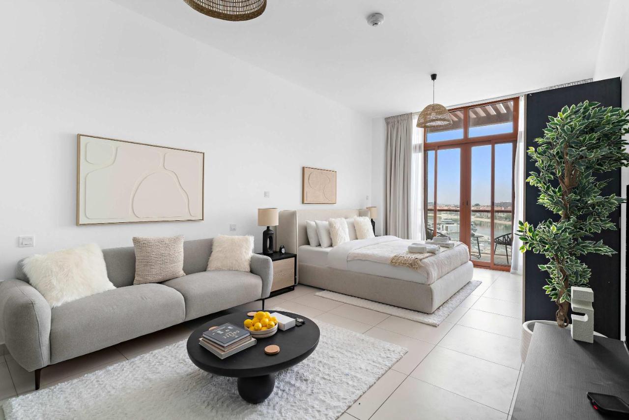 Silkhaus Vacation Homes Seaside Studio in Palm Views West Tower - 4