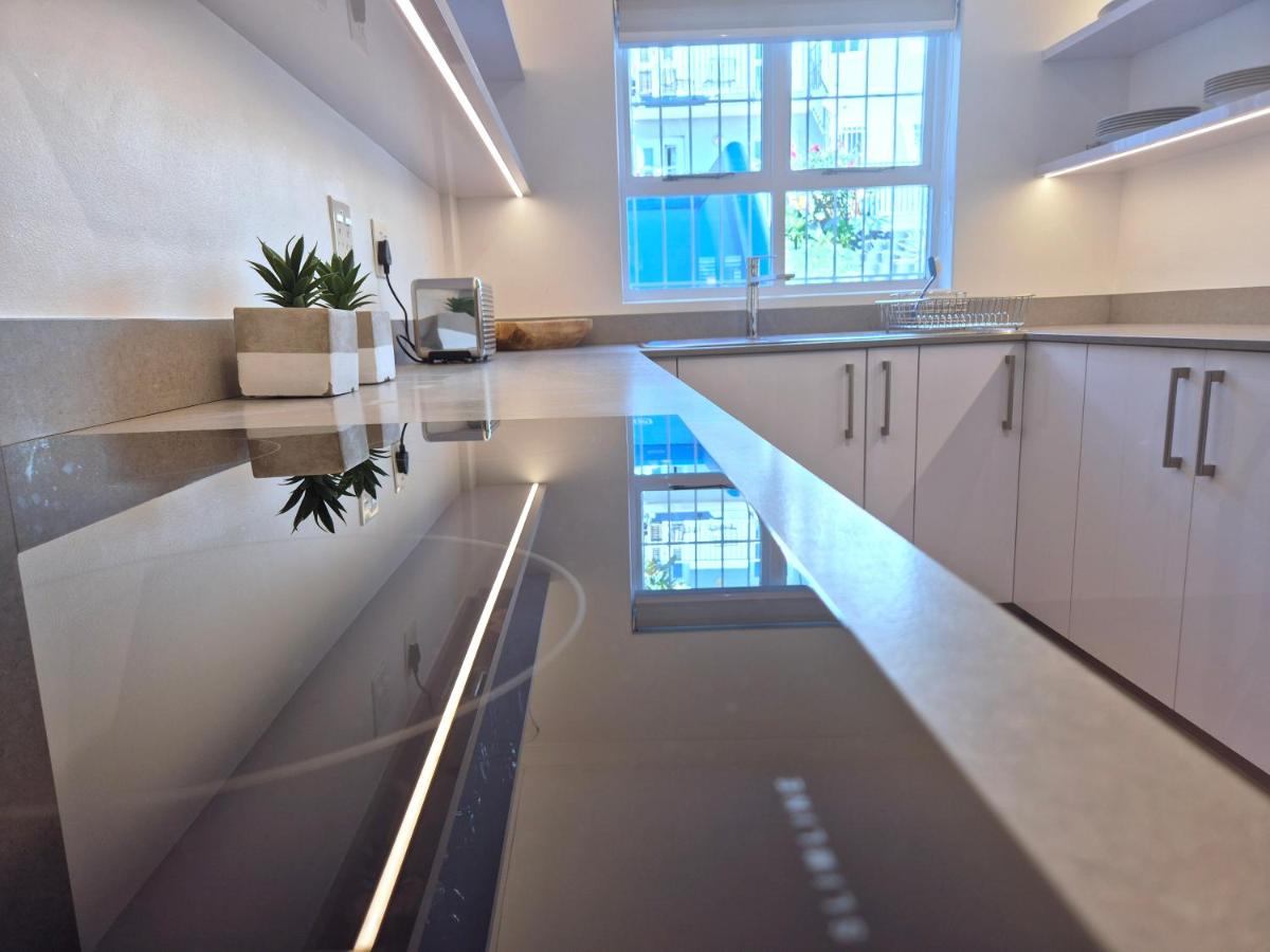 De Waterkant Apartments - 3