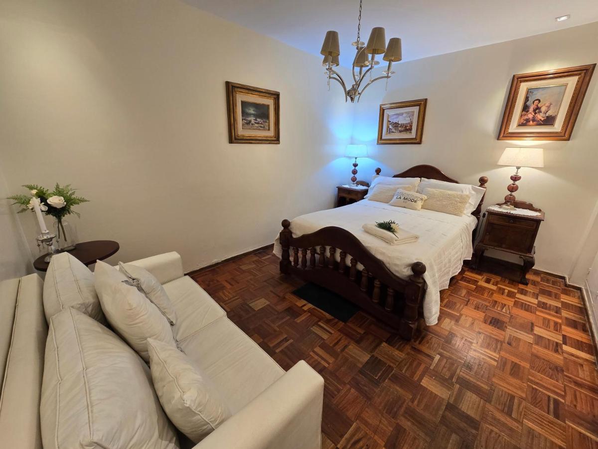 Fashion and Travel CENTRO