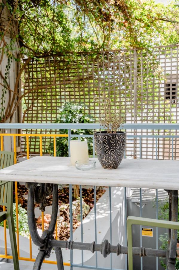 Canto-Home Alongside The Acropolis - 2