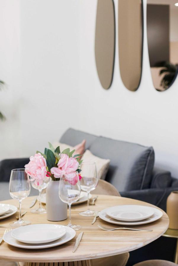 Stylish Apartment 3 Min from Haussmann, Sleeps4 - 3