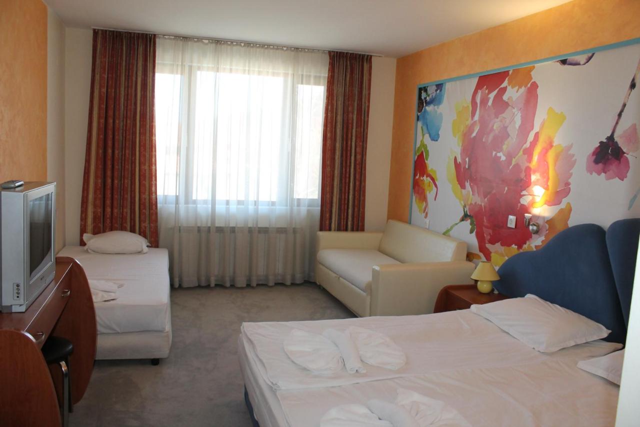 Elegant Hotel photo