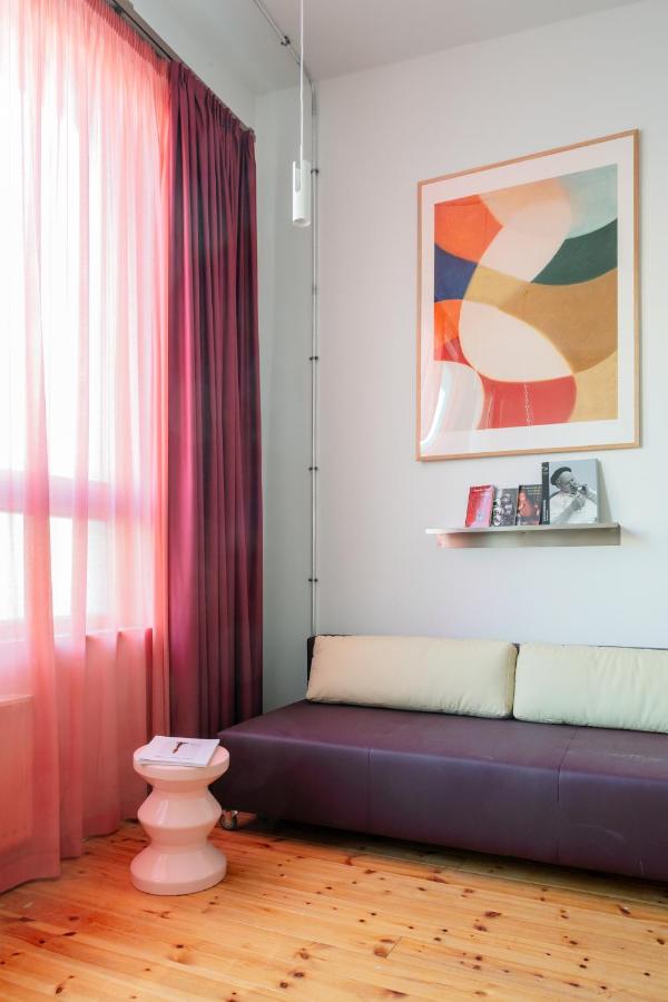 Flattering Suites