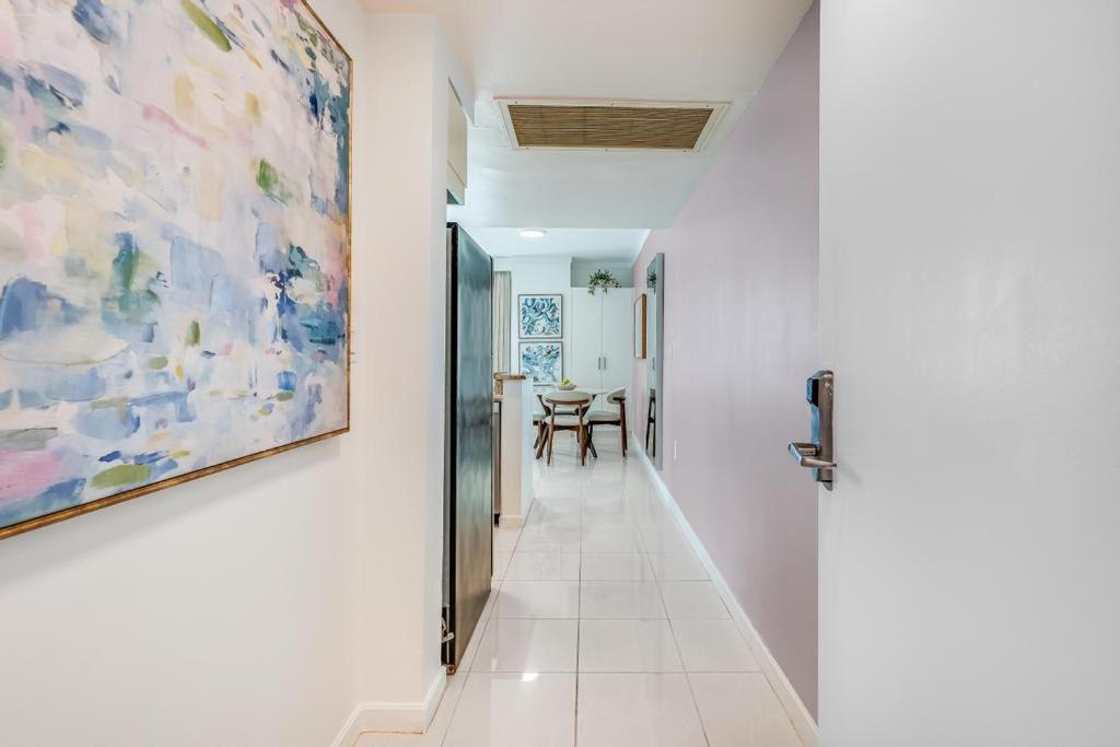 Bay View Beauty 1 Bedroom condo in Coconut Grove Parking Included