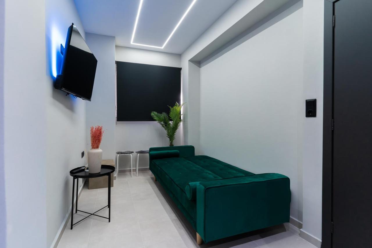 Gkr Luxury Apartments Metro Petralona - 5