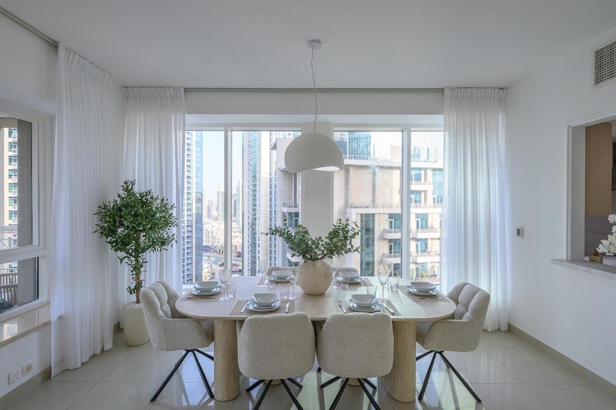 Luxury Apartment with Full Burj & Fountain Views - 5