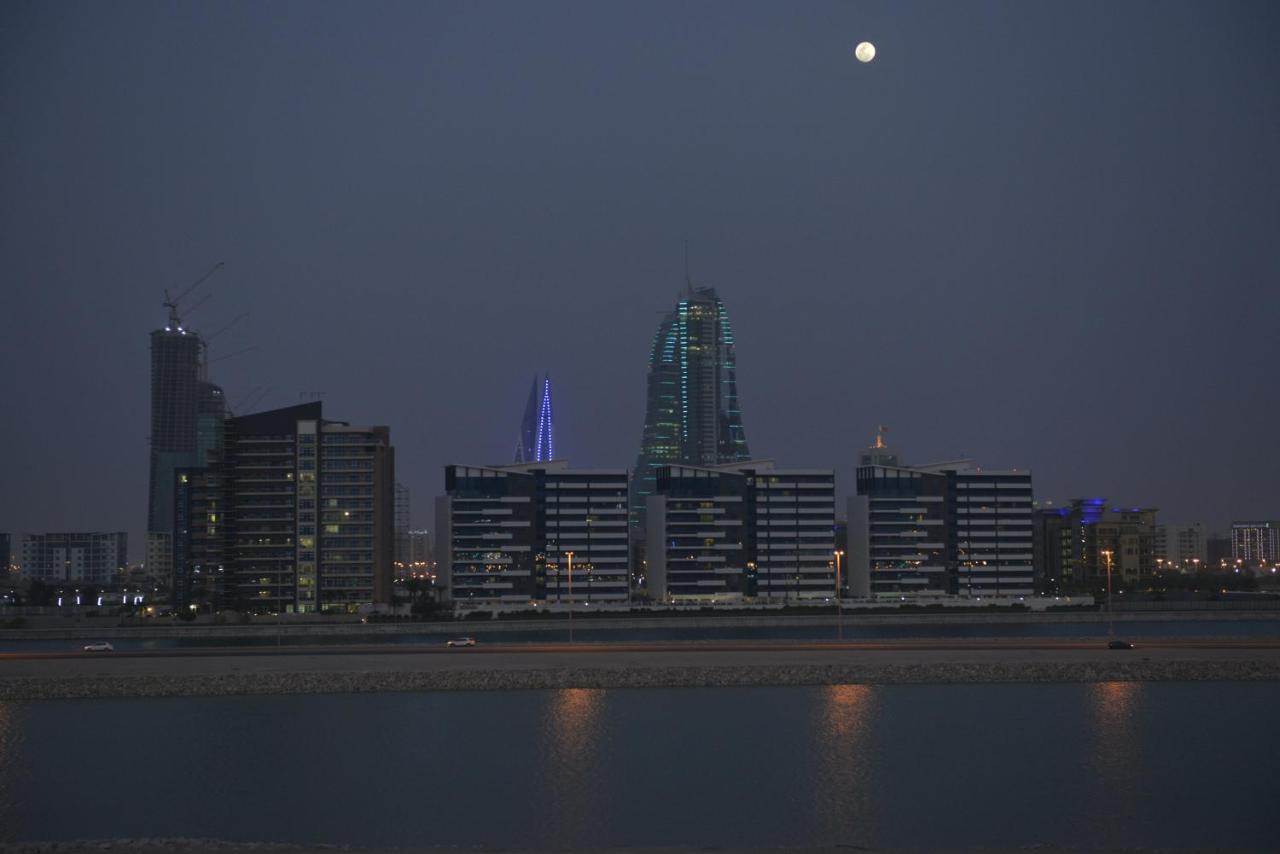 Ramada by Wyndham Manama City Centre photo
