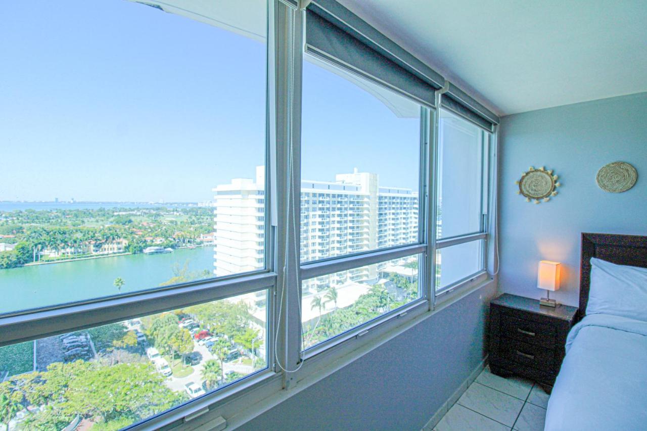 Castle 1221 Large studio with free parking, pool, tennis, beach access, tiki bar... - 3