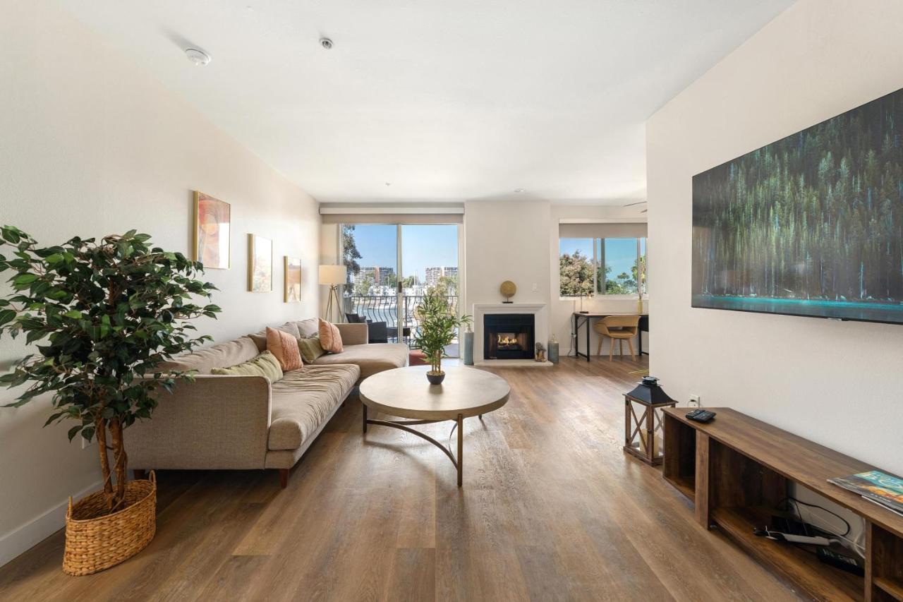 The Blossom-Modern 1BR Getaway in Marina Walk to Water&Restaurants - 5