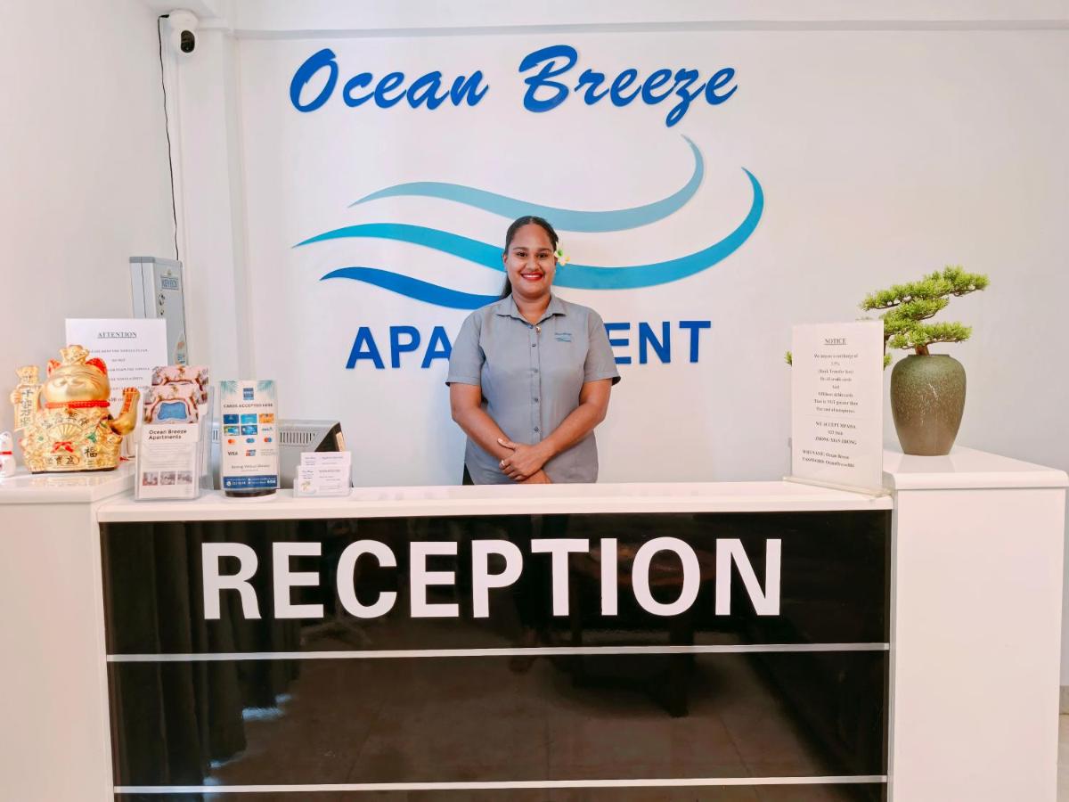 Ocean Breeze Apartment Hotel - 2