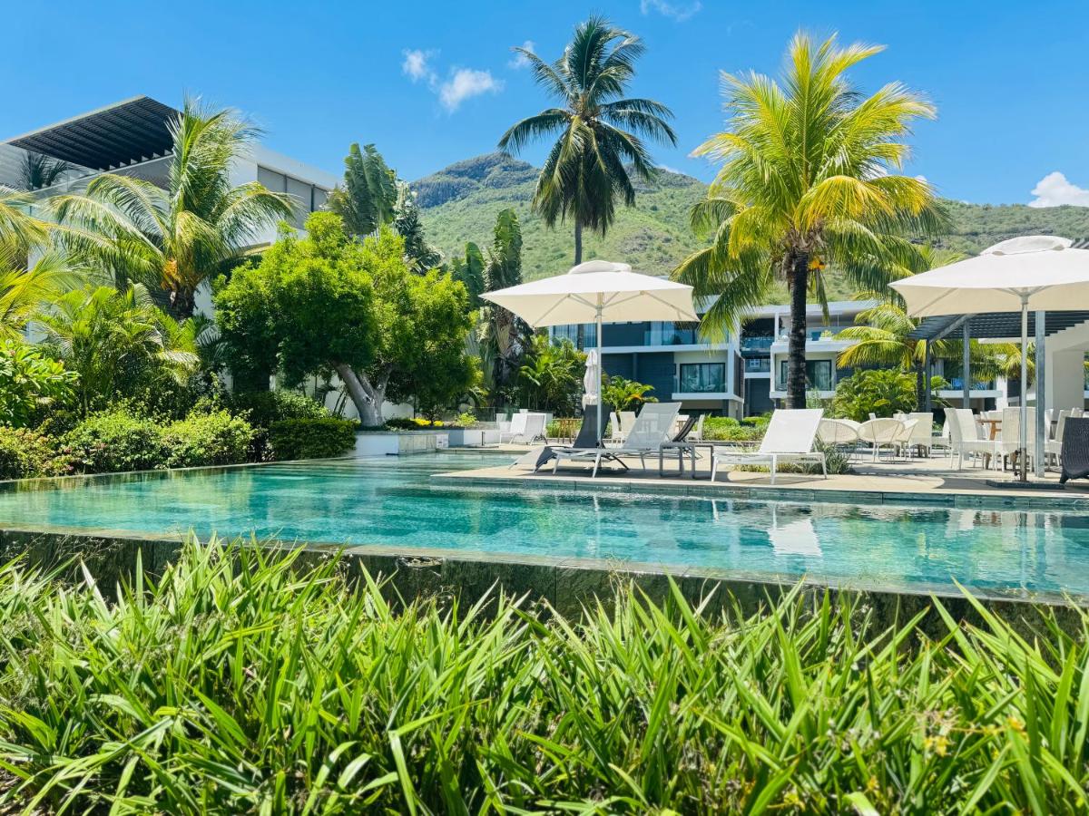 Latitude Luxury Seafront Apt - 4