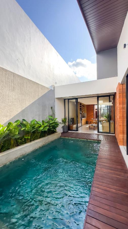 Casanina Ubud Villas - 4