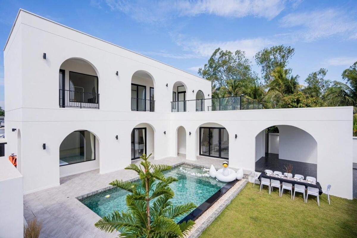 View of Villa White Rock, Ban amphur