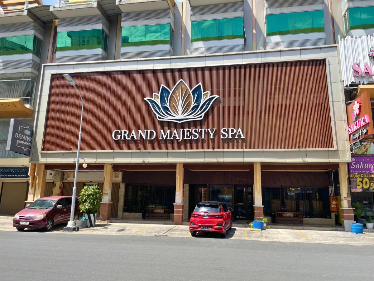 Grand Majesty Hotel - 5
