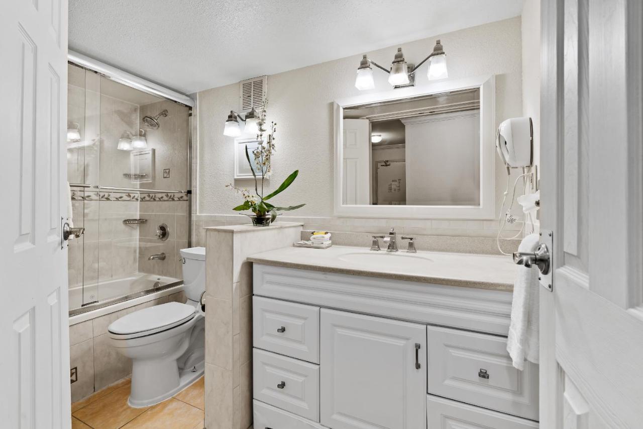 Executive Inn - Fort Lee - 3