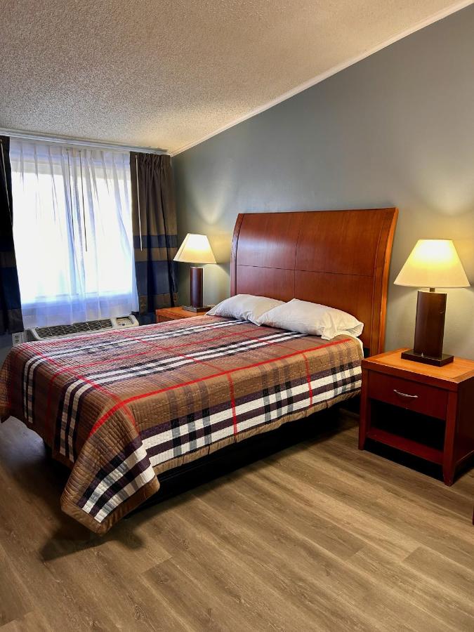 Lee's Motel — photo 11