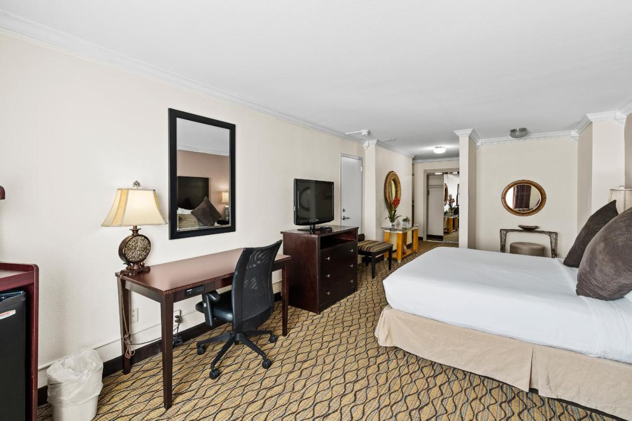 Executive Inn - Fort Lee - 5