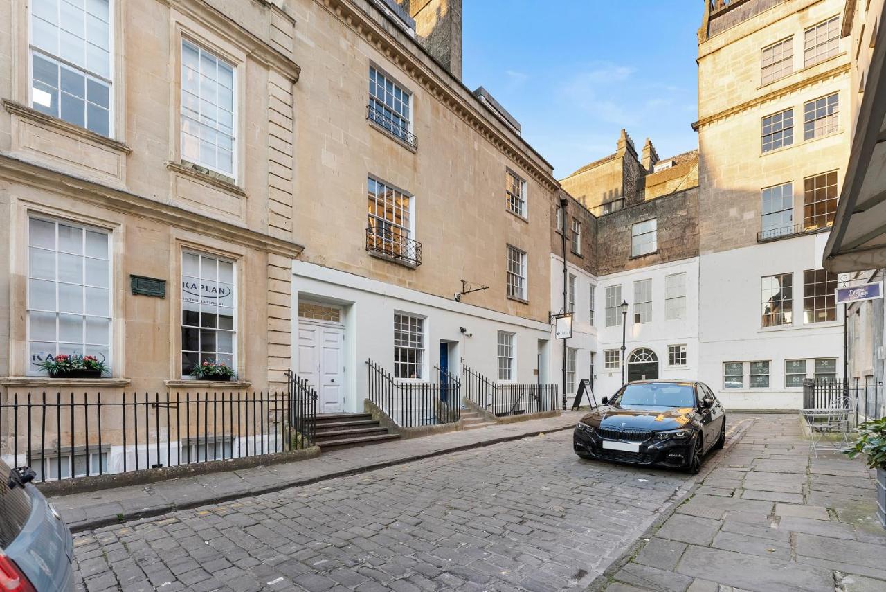 Large Luxury Abode in Central Bath - Games Room - 2