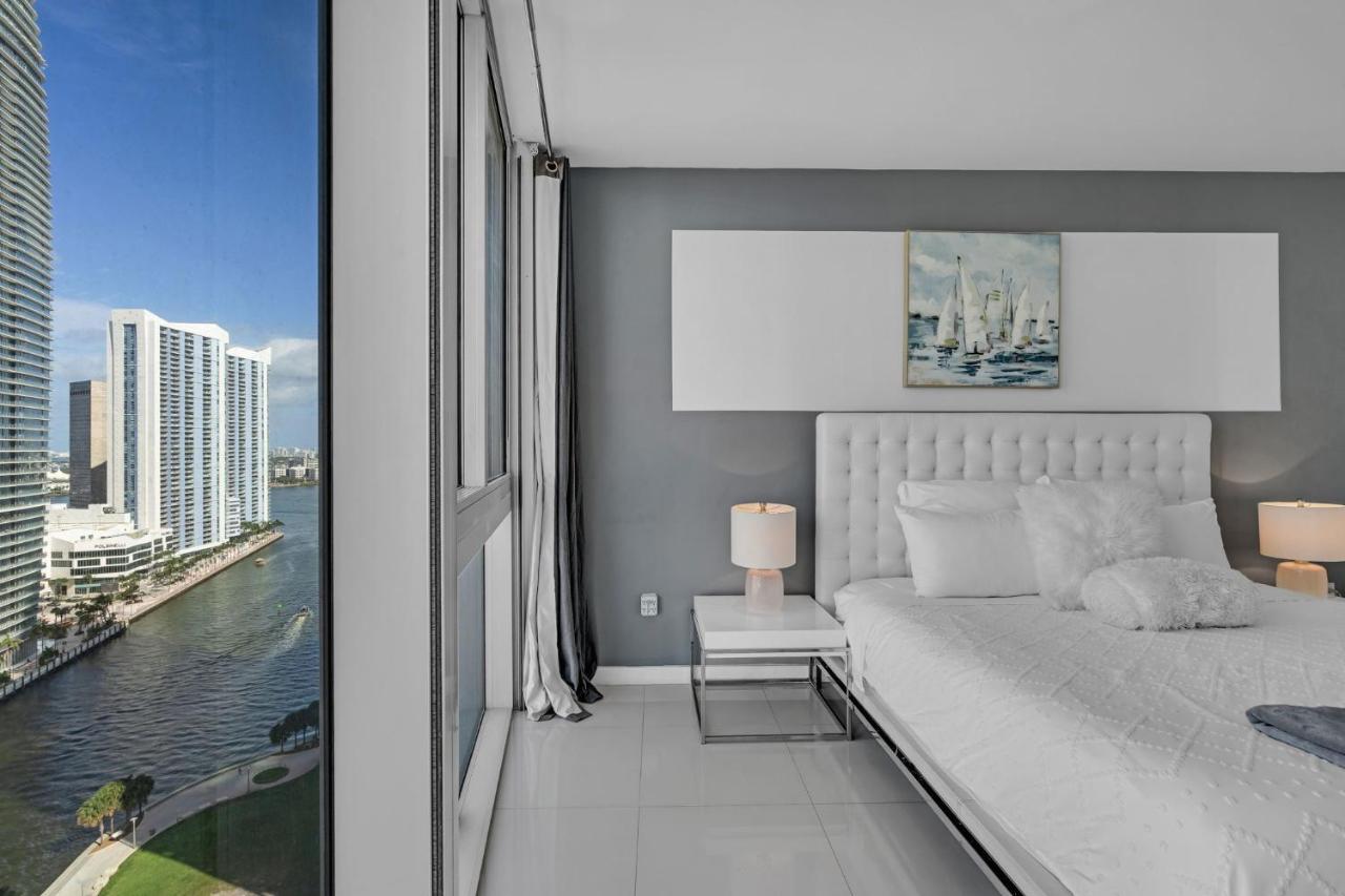 Moderne 2 bed 2 bath Residence - 4