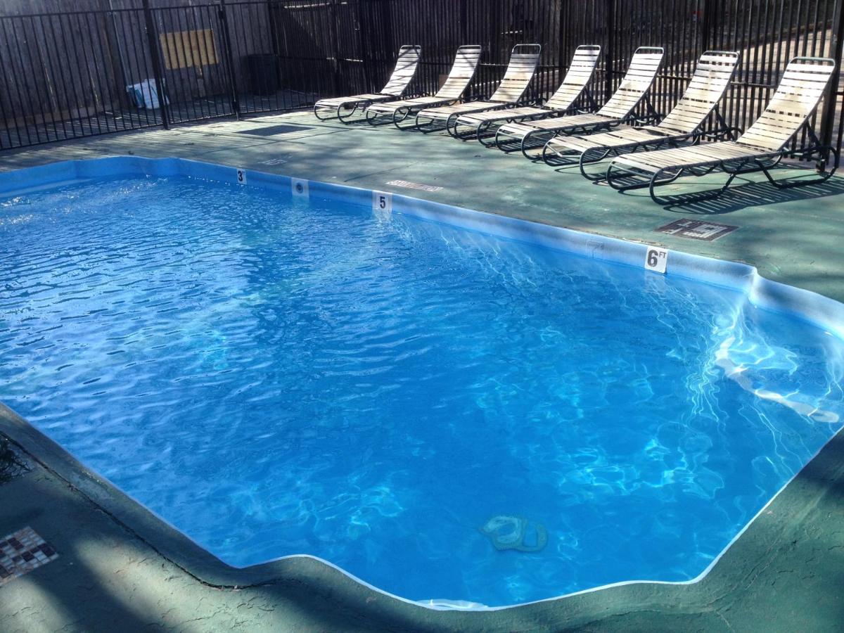 Budget Inn Motel - 4