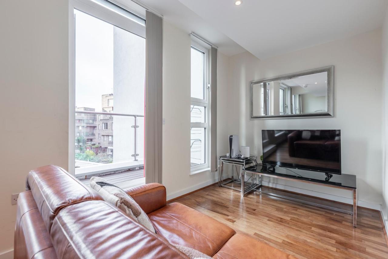 Modern London City Apartment - 5