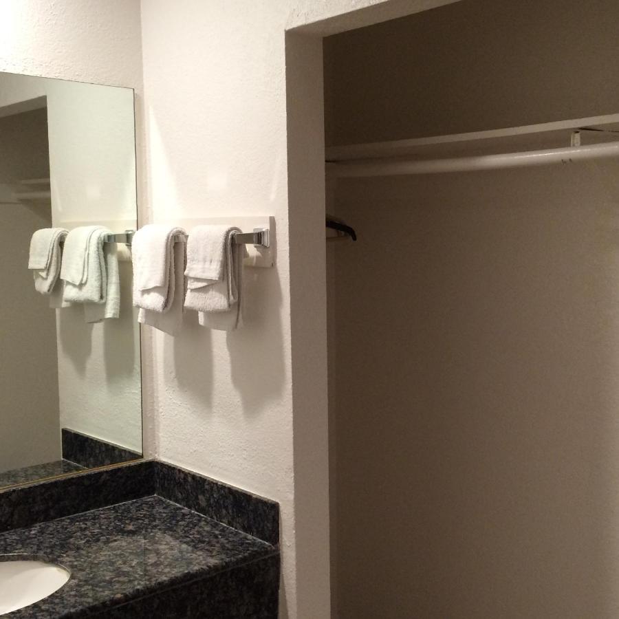 Royal Inn — photo 7