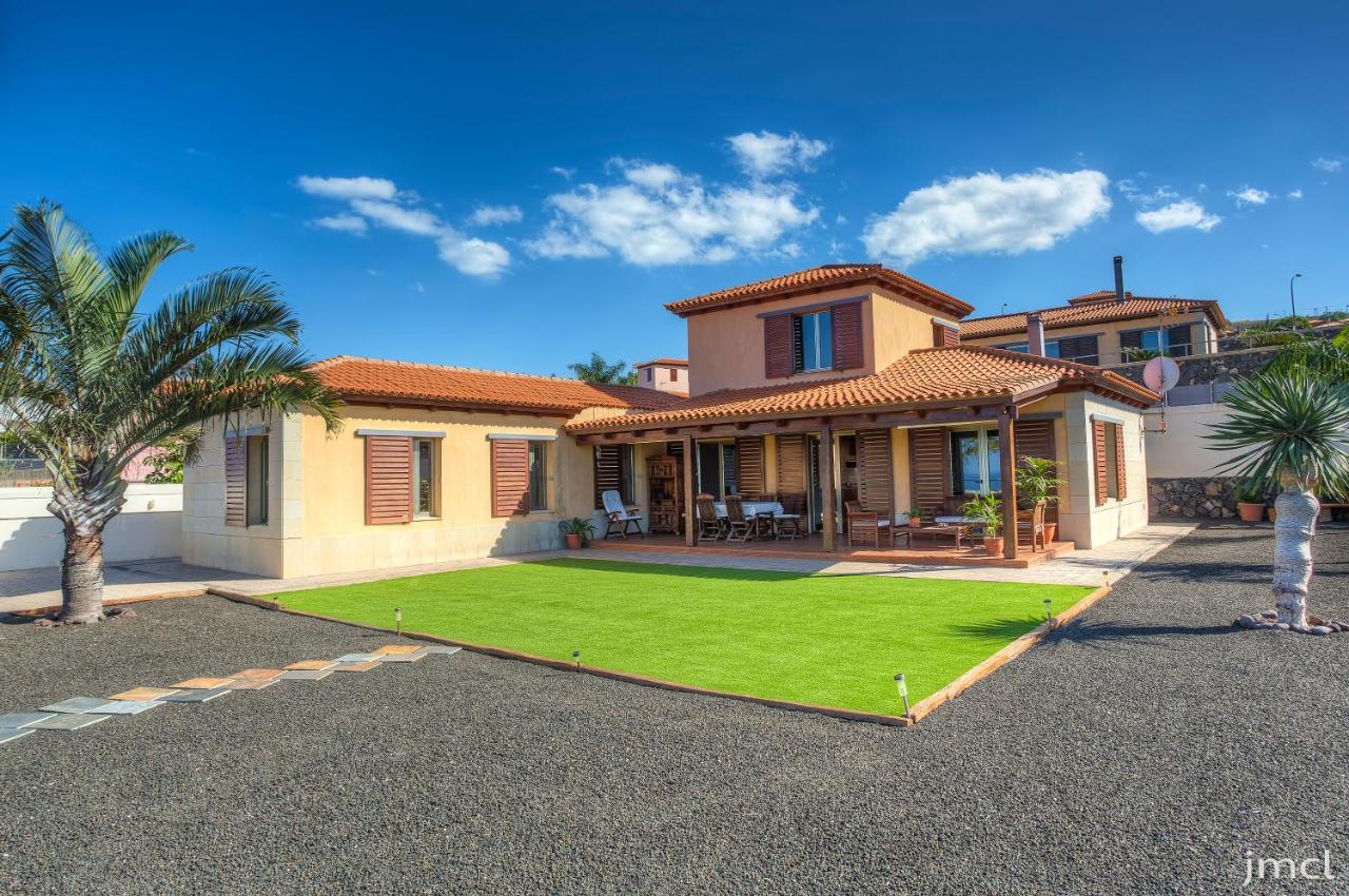 Casa Tagoro a place to live facing the ocean, Tacoronte ...
