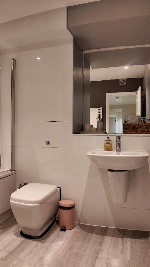 3 BHK Apt Haymarket Leicester Square Soho HY04 - 3