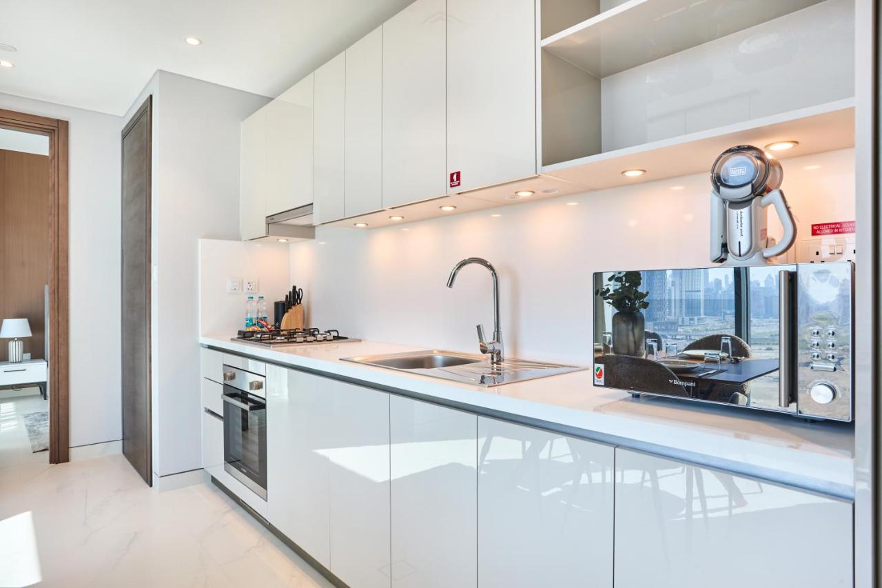 STAY BY LATINEM Luxury 1BR Holiday Home CVG 2409 Near Burj Khalifa - 5