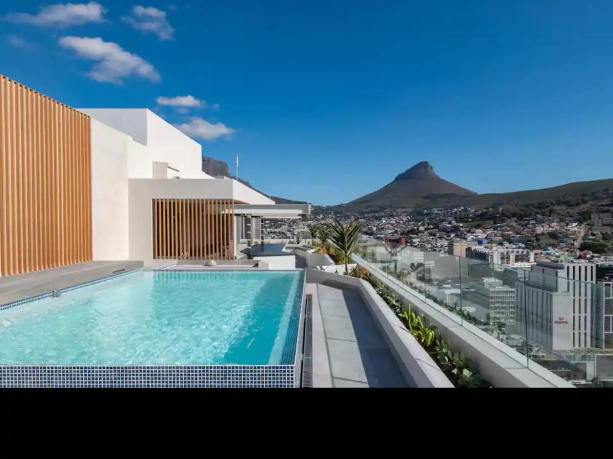 2101 The Rubik A Private City Sanctuary with Table Mountain Views - 4