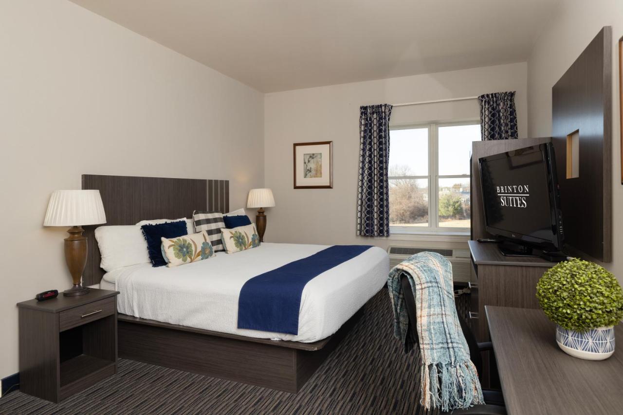 Brinton Suites — photo 19