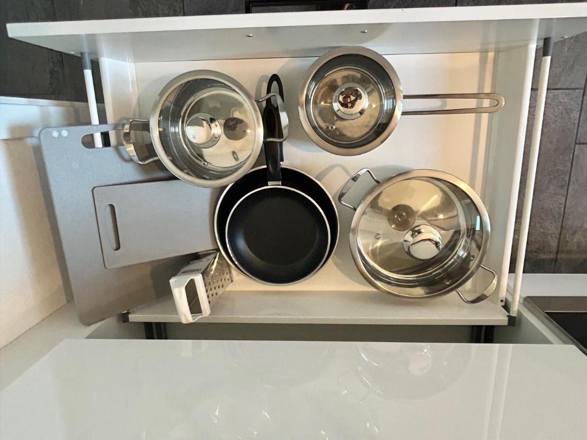 GÖH-moderne Wohnung in zentraler Lage, Balkon, self-check-in, WLAN, Netflix, DisneyPlus