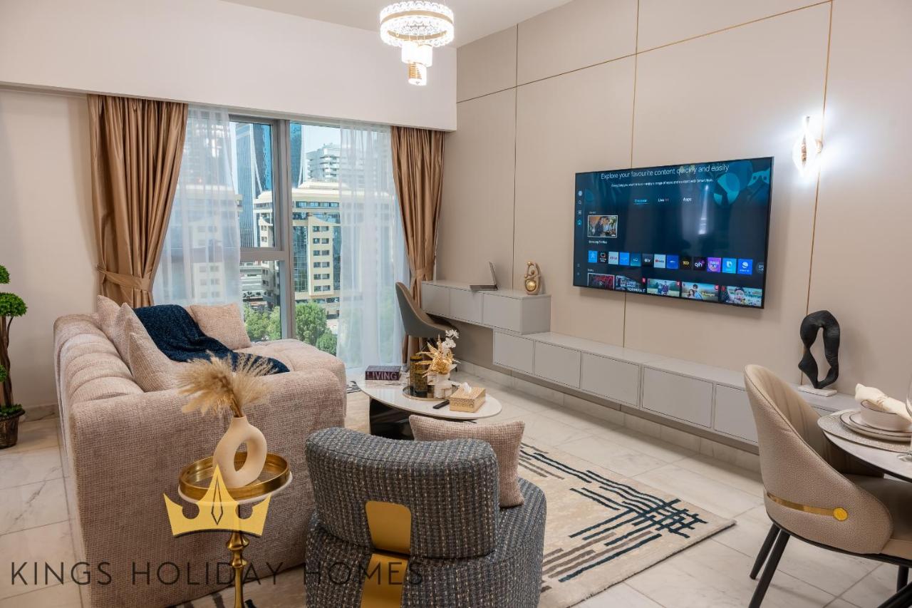 Central Park towers Difc Royal suite kings - 5
