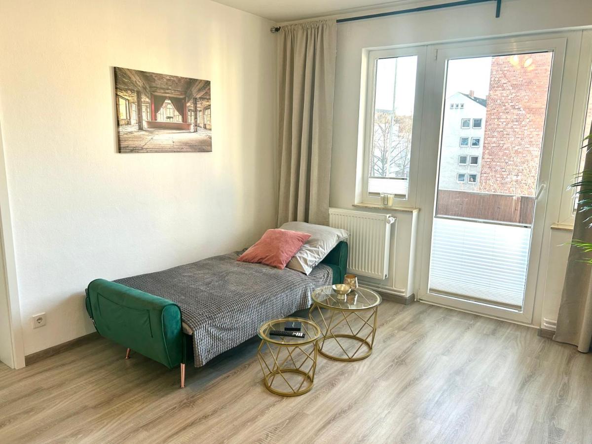 GÖH-moderne Wohnung in zentraler Lage, Balkon, self-check-in, WLAN, Netflix, DisneyPlus