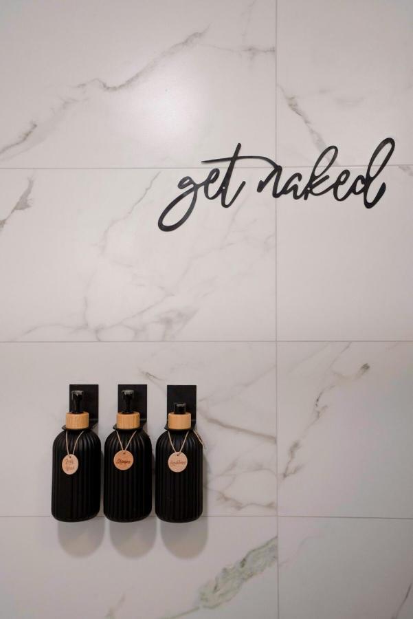 Mins to ATX most iconic eateries, bar and places - 5